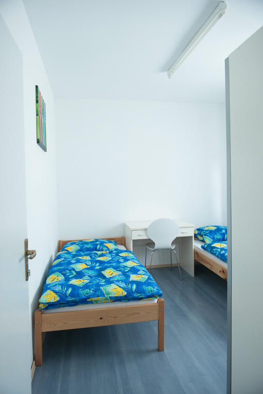 מריבור Hostel M חדר תמונה