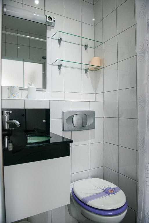 מריבור Hostel M חדר תמונה