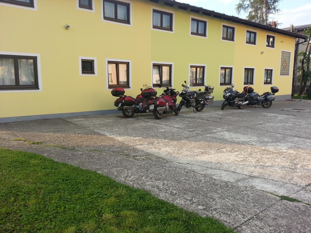 מריבור Hostel M מראה חיצוני תמונה